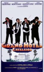 Watch Grand Hotel Excelsior Movie2k